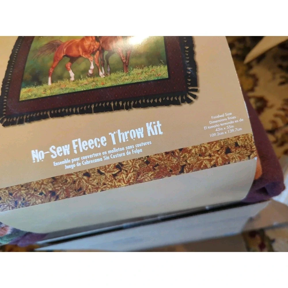 New No Sew Throw‎ DIY Blanket Kit Fleece Finish 43
